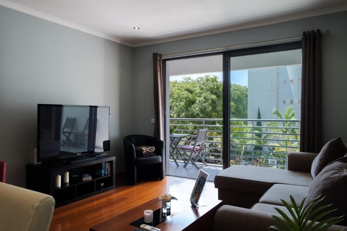 Apartament Guestready - A Sunny Delight In Funchal Zewnętrze zdjęcie